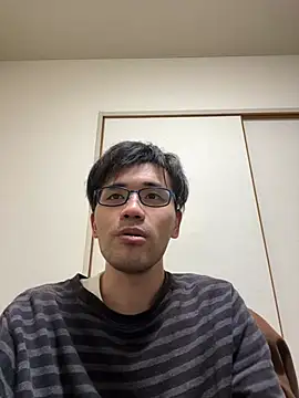 Snapshot of ryusei18570 chatting on February 16, 1:27 pm ryusei18570 online show from February 16, 1:27 pm