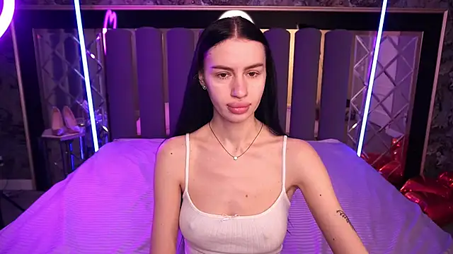 Snow WhiteeeX online show from February 9, 6:39 am