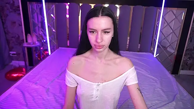 Snow WhiteeeX online show from March 14, 6:41 am