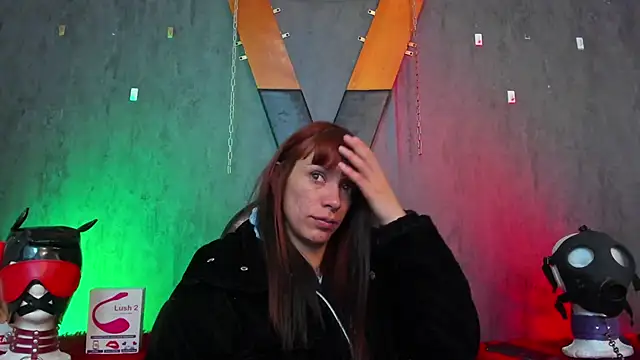 Snapshot of IvanaFetish chatting on January 18, 4:26 am IvanaFetish online show from January 18, 4:26 am