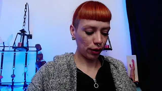 Snapshot of IvanaFetish chatting on November 2, 10:23 pm IvanaFetish online show from November 2, 10:23 pm