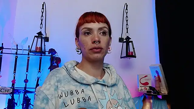 Snapshot of IvanaFetish chatting on November 9, 1:48 am IvanaFetish online show from November 9, 1:48 am