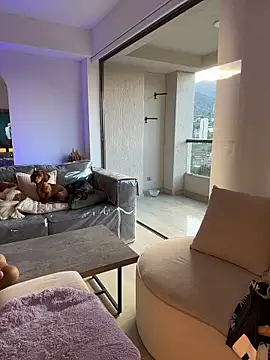 Lanataylor- online show from April 17, 10:46 pm