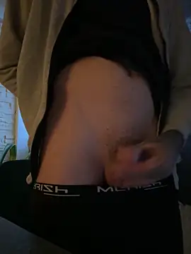 hottwoboys online show from December 10, 7:37 am