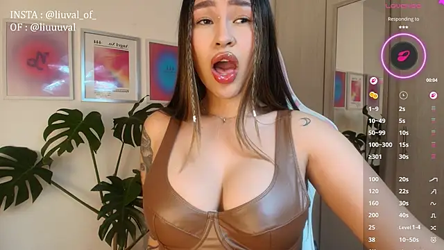 Liujunne2 online show from April 1, 1:17 am