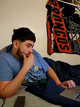 hornycollegestudenthung online show from January 26, 12:48 am