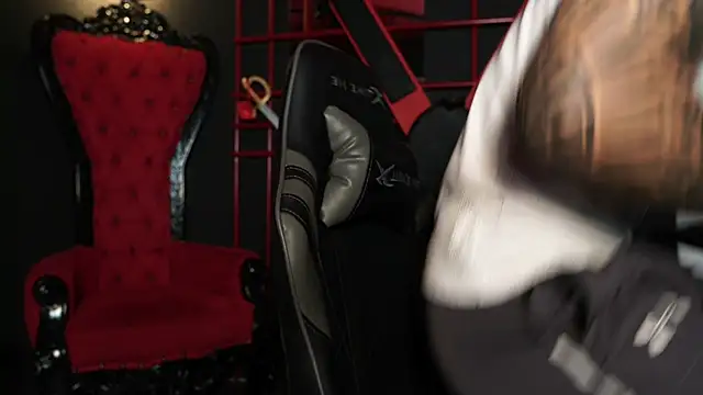 Austin bolt online show from March 17, 4:06 am