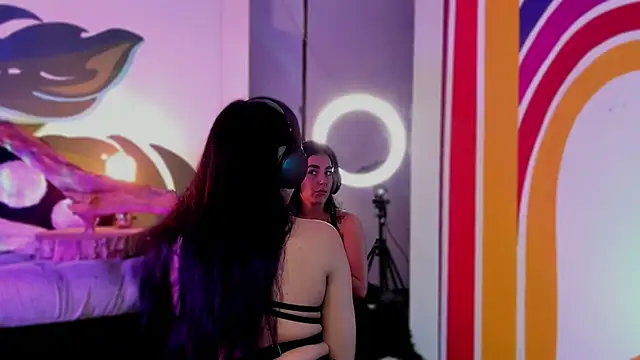 Snapshot of Alice_woodville chatting on September 17, 7:15 pm Alice woodville online show from September 17, 7:15 pm