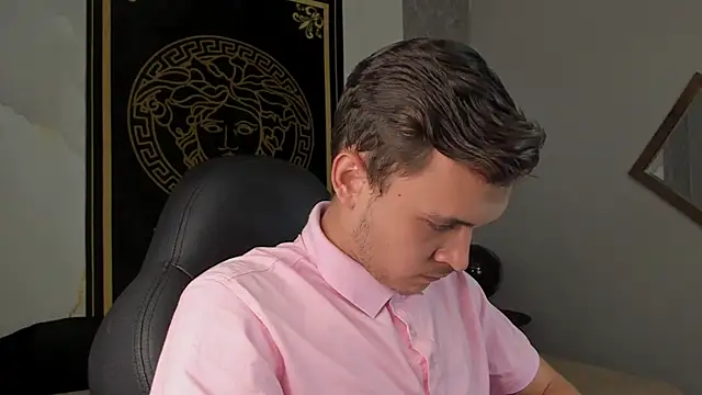 Desmon Clark online show from January 10, 8:48 pm