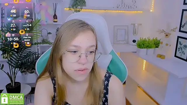 LayriantaVee online show from January 29, 7:04 am