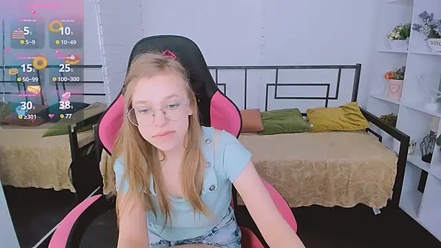 LayriantaVee online show from February 6, 10:48 am