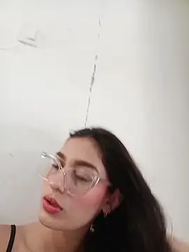 Ary-18 online show from October 28, 1:36 pm