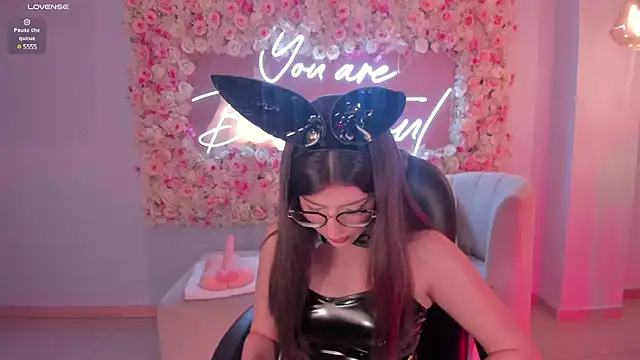 AmberFarrell online show from February 18, 7:52 pm