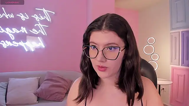 AmberFarrell online show from February 9, 8:13 pm