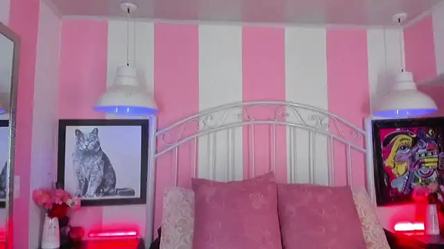 Snapshot of Liah_Grey8 chatting on April 14, 9:10 pm Liah Grey8 online show from April 14, 9:10 pm