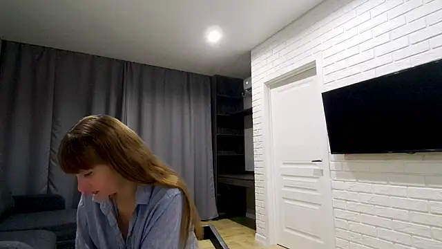 Snapshot of Daniella_Lorente chatting on August 7, 10:56 pm Daniella Lorente online show from August 7, 10:56 pm