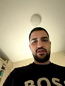 Snapshot of HornyDaddy6inch chatting on December 13, 7:53 pm HornyDaddy6inch online show from December 13, 7:53 pm