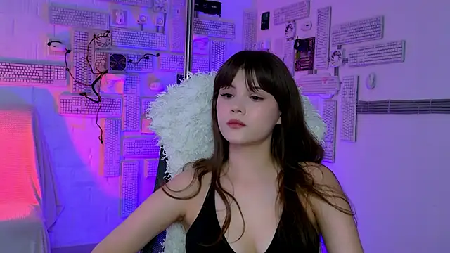 EvaThopson online show from March 21, 8:19 am