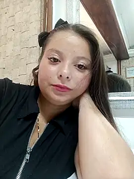 Emawalker  online show from March 19, 7:07 pm