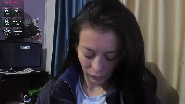 Snapshot of Tefannyy_ chatting on December 27, 10:55 am Tefannyy online show from December 27, 10:55 am