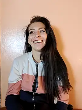 Snapshot of Tefannyy_ chatting on January 25, 8:31 pm Tefannyy online show from January 25, 8:31 pm