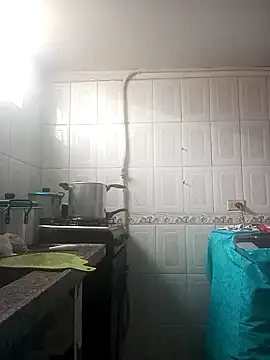 Snapshot of Tefannyy_ chatting on January 28, 4:30 pm Tefannyy online show from January 28, 4:30 pm