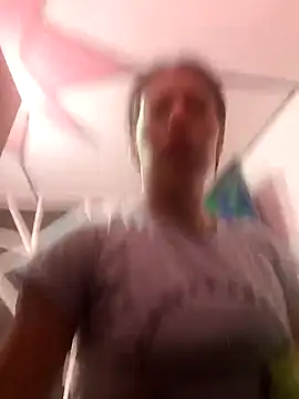 Snapshot of Tefannyy_ chatting on March 5, 2:56 pm Tefannyy online show from March 5, 2:56 pm