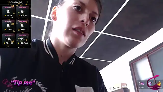 Snapshot of Tefannyy_ chatting on March 19, 7:38 pm Tefannyy online show from March 19, 7:38 pm