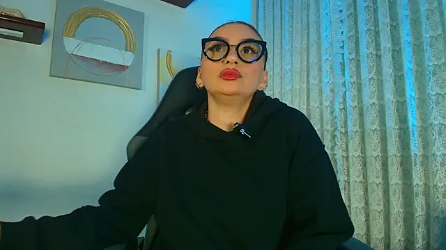 ArkaBella online show from September 22, 8:11 pm