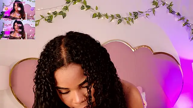 NahiaraReina online show from February 10, 1:48 pm