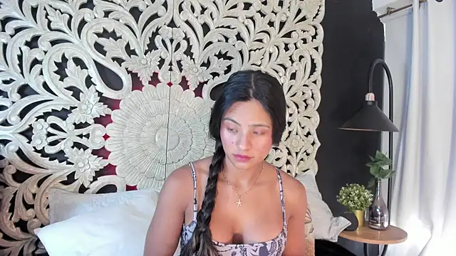 Mindy sweety online show from July 11, 12:30 pm