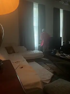 francaFerrariRoma online show from November 1, 1:35 pm