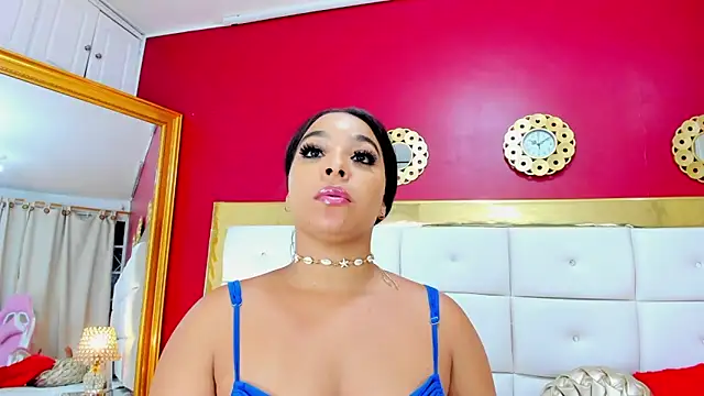 Snapshot of EileenBenzon chatting on December 27, 8:35 am EileenBenzon online show from December 27, 8:35 am