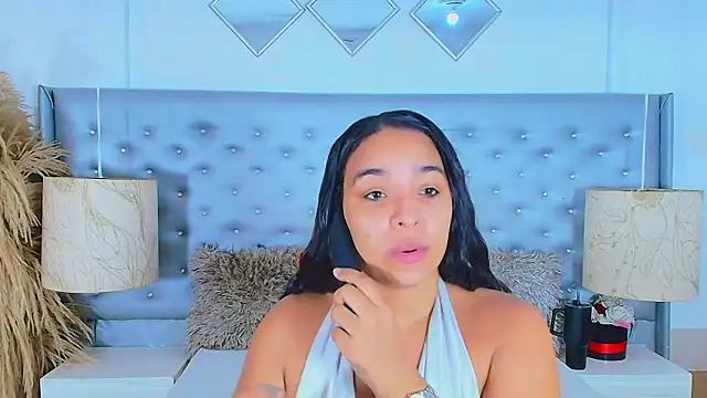 Snapshot of EileenBenzon chatting on September 8, 4:06 pm EileenBenzon online show from September 8, 4:06 pm