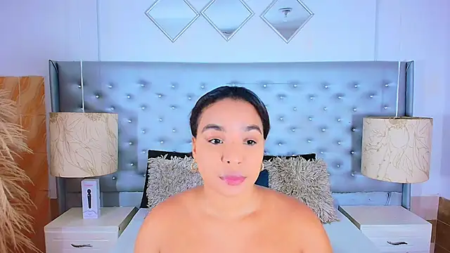 Snapshot of EileenBenzon chatting on September 30, 3:06 pm EileenBenzon online show from September 30, 3:06 pm