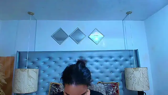 Snapshot of EileenBenzon chatting on October 1, 4:07 am EileenBenzon online show from October 1, 4:07 am