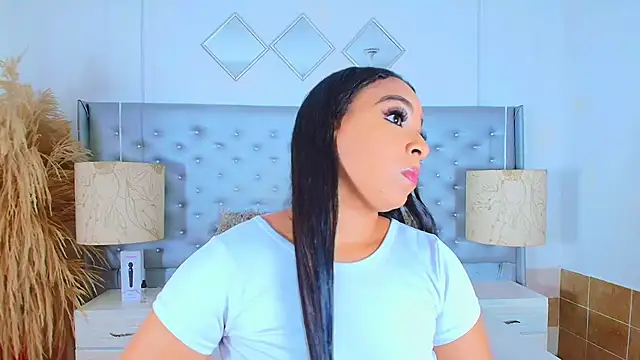 Snapshot of EileenBenzon chatting on October 11, 9:02 pm EileenBenzon online show from October 11, 9:02 pm