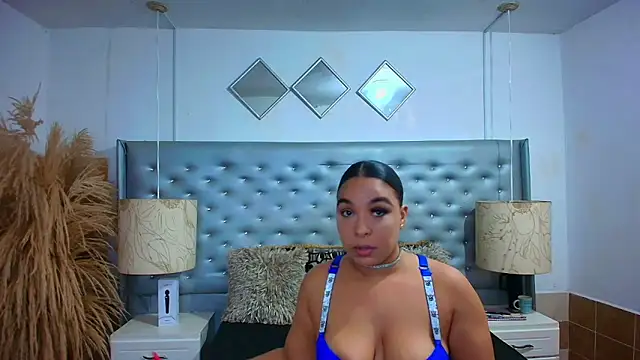 Snapshot of EileenBenzon chatting on November 14, 4:44 am EileenBenzon online show from November 14, 4:44 am