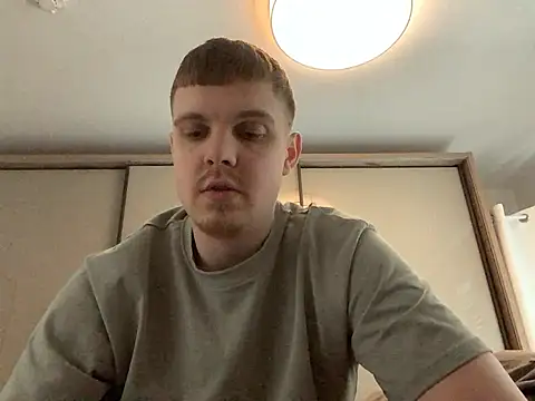 Snapshot of neilho1 chatting on March 17, 7:35 am neilho1 online show from March 17, 7:35 am