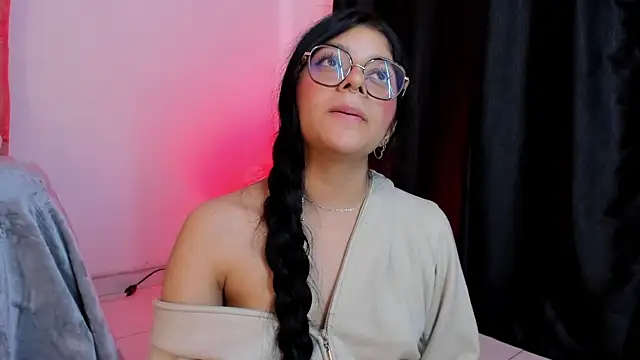 Snapshot of lana_dol chatting on February 25, 2:54 pm lana dol online show from February 25, 2:54 pm