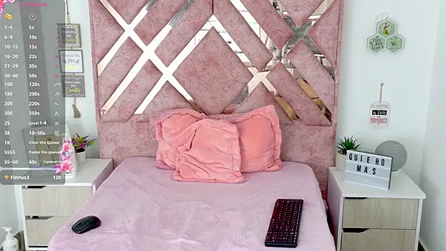Snapshot of allis0n_ik chatting on July 5, 4:19 am allis0n ik online show from July 5, 4:19 am