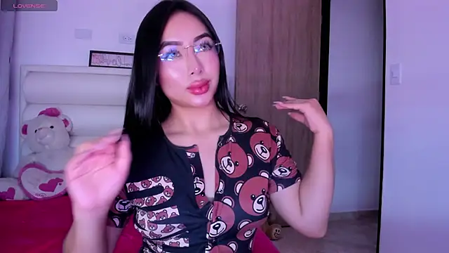 Snapshot of gaby_desire777 chatting on July 17, 5:14 am gaby desire777 online show from July 17, 5:14 am