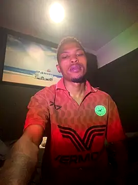 Snapshot of BlueIceCube chatting on October 16, 8:43 pm BlueIceCube online show from October 16, 8:43 pm