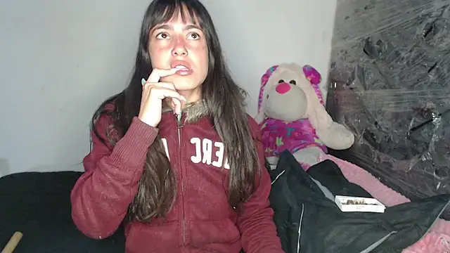 skinny sweet2411 online show from February 2, 6:28 pm