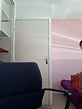 Nell-X online show from May 29, 11:19 am