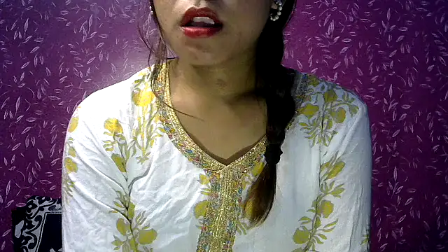 Snapshot of sanjana-77 chatting on January 23, 7:29 pm sanjana-77 online show from January 23, 7:29 pm