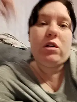 CurvyMilf1992 online show from December 6, 7:54 am