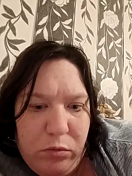 CurvyMilf1992 online show from October 22, 10:31 pm