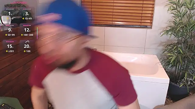 Edward max online show from March 30, 3:51 am