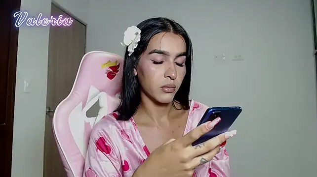 Snapshot of liissa_0 chatting on July 5, 1:45 am liissa 0 online show from July 5, 1:45 am